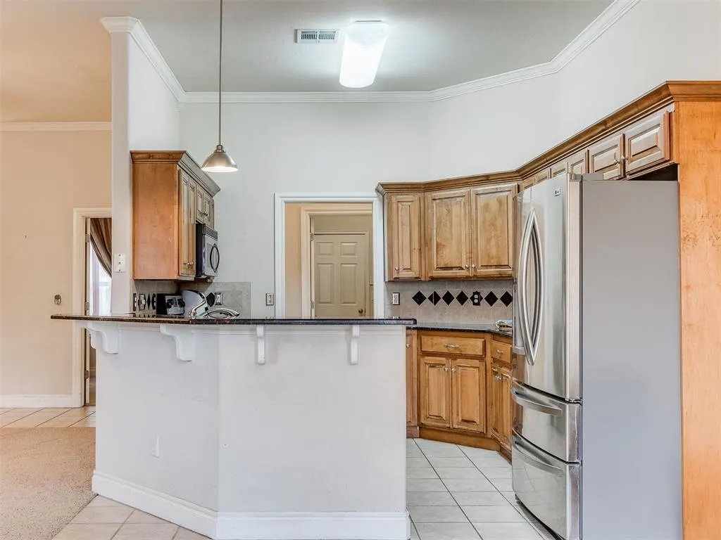 Photo 11 — 4753 SE 43rd Street, Del City, OK 73115