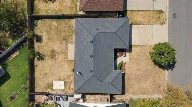 Photo 6 — 7716 NW 102nd Street, Oklahoma City, OK 73162