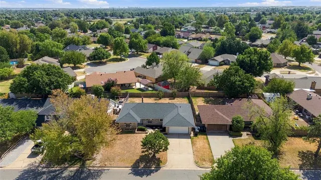 Photo 7 — 7716 NW 102nd Street, Oklahoma City, OK 73162