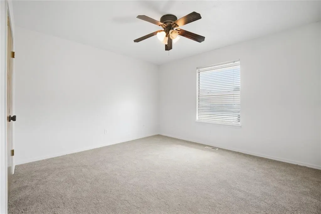 Photo 17 — 7716 NW 102nd Street, Oklahoma City, OK 73162
