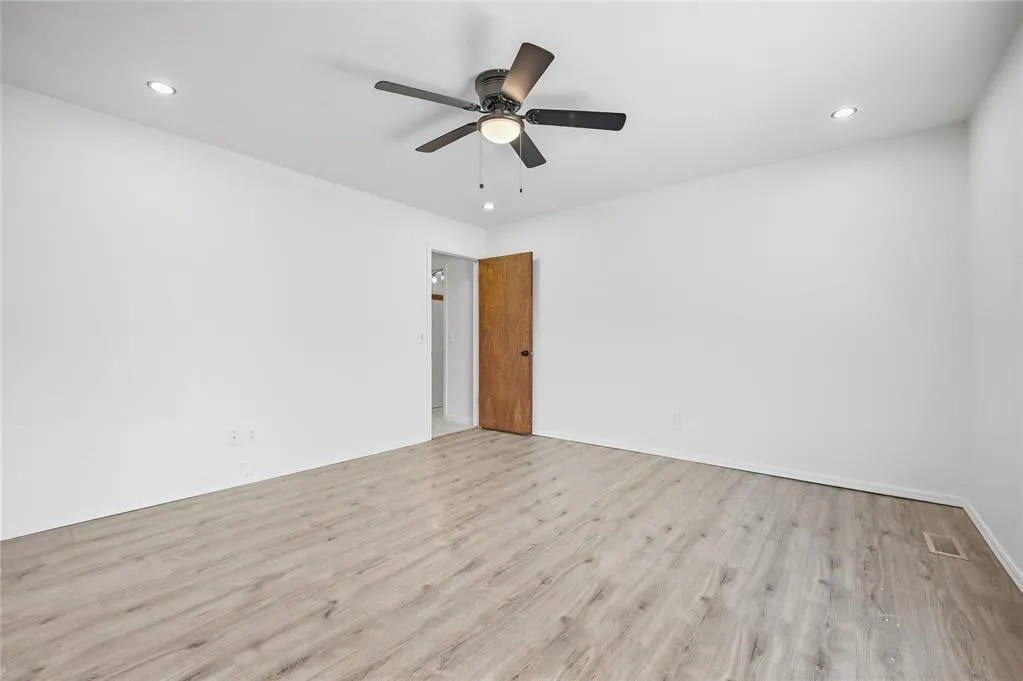 Photo 30 — 7716 NW 102nd Street, Oklahoma City, OK 73162