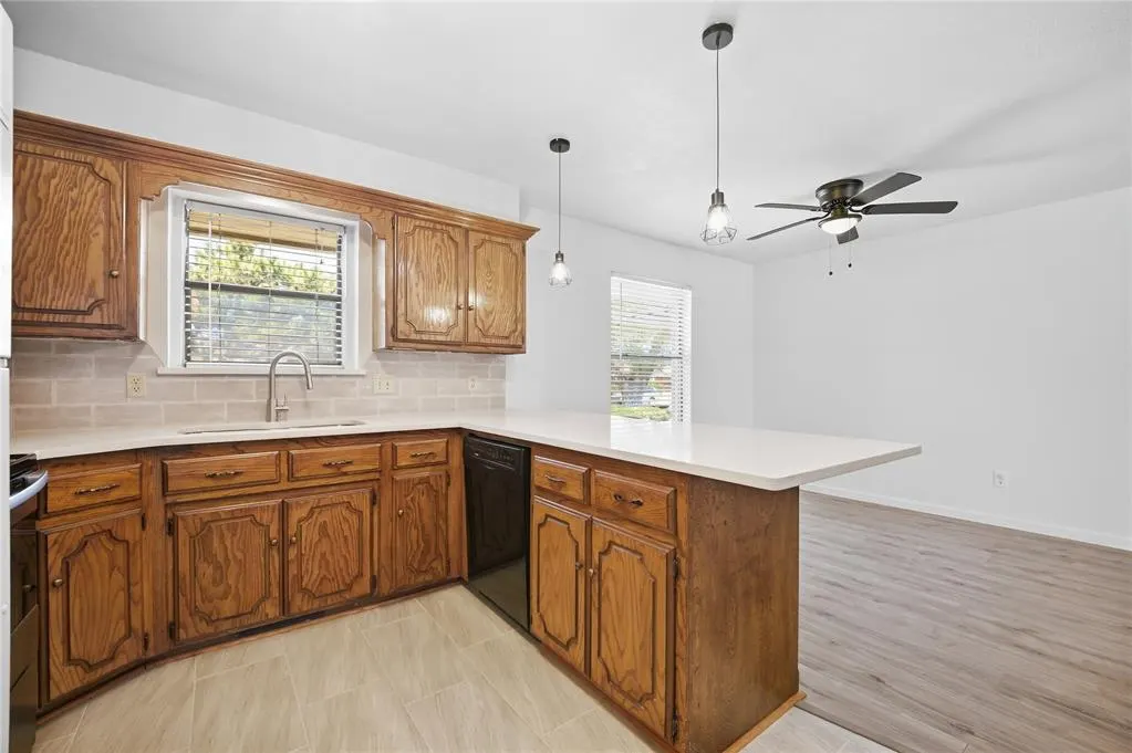 Photo 35 — 7716 NW 102nd Street, Oklahoma City, OK 73162