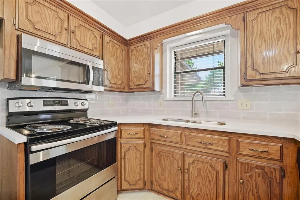 Photo 36 — 7716 NW 102nd Street, Oklahoma City, OK 73162