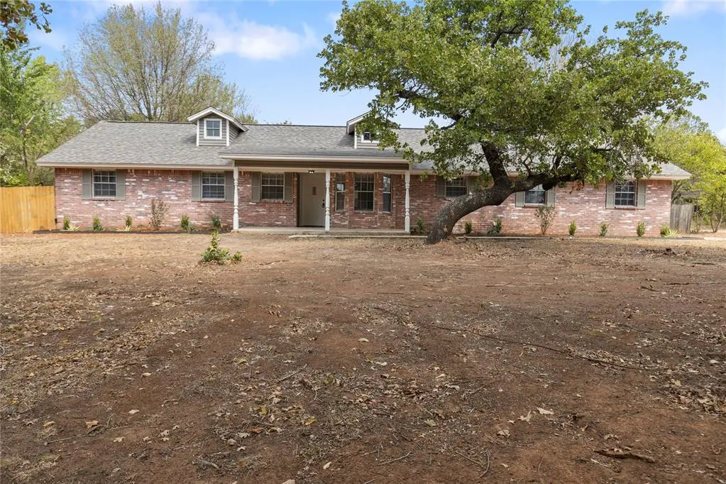 Front exterior — 1741 Elmwood Lane, Newcastle, OK 73065