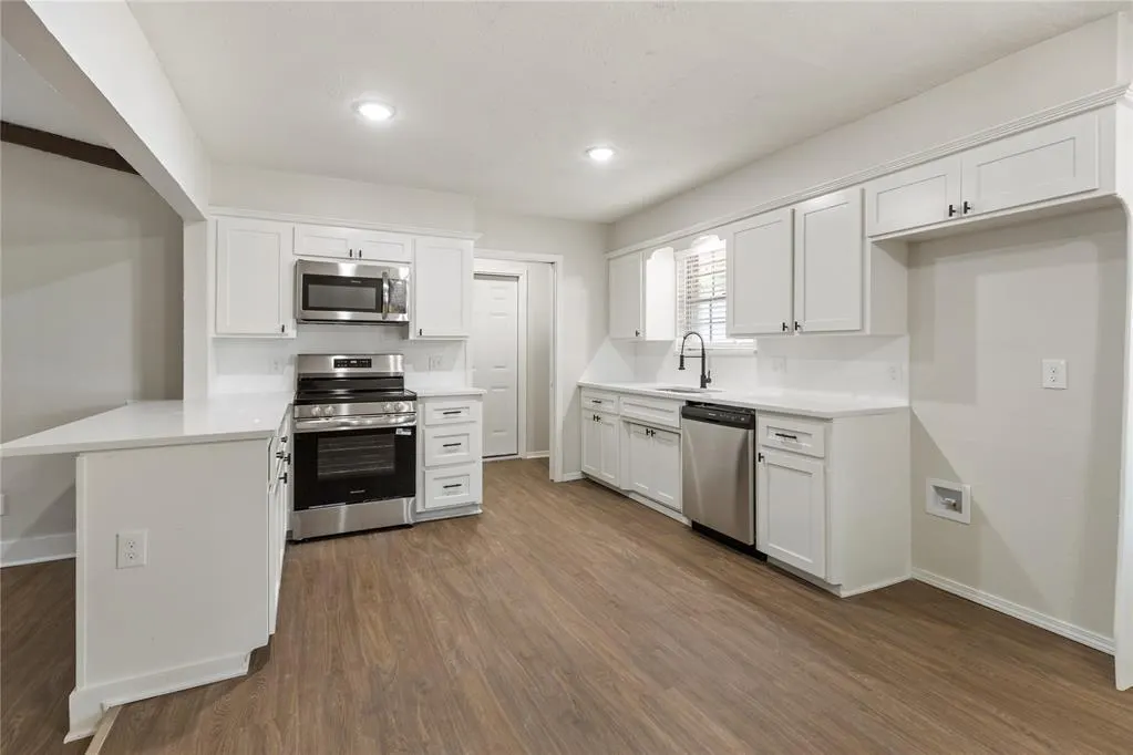 Photo 9 — 1741 Elmwood Lane, Newcastle, OK 73065