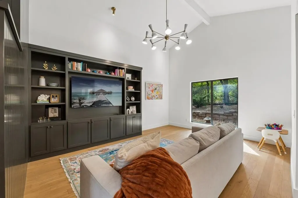 Photo 13 — 1100 Oak Tree Drive, Edmond, OK 73025