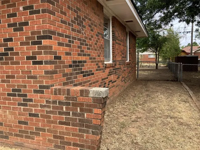 Photo 4 — 825 E Bouse Drive, Midwest City, OK 73110