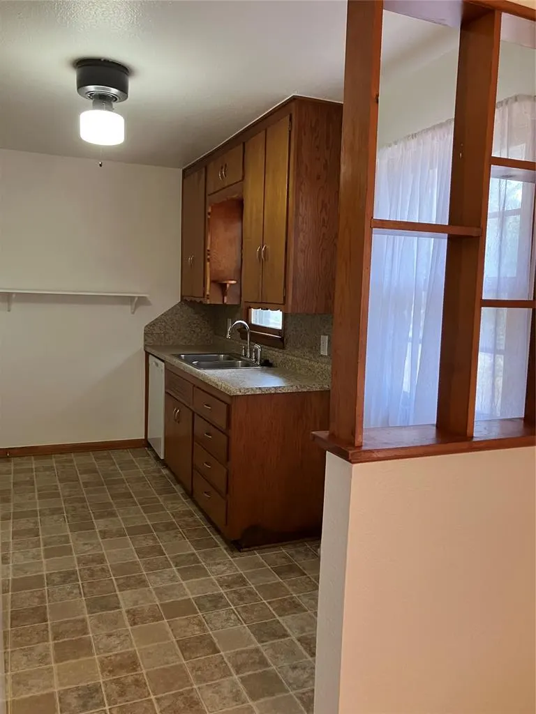 Photo 9 — 825 E Bouse Drive, Midwest City, OK 73110