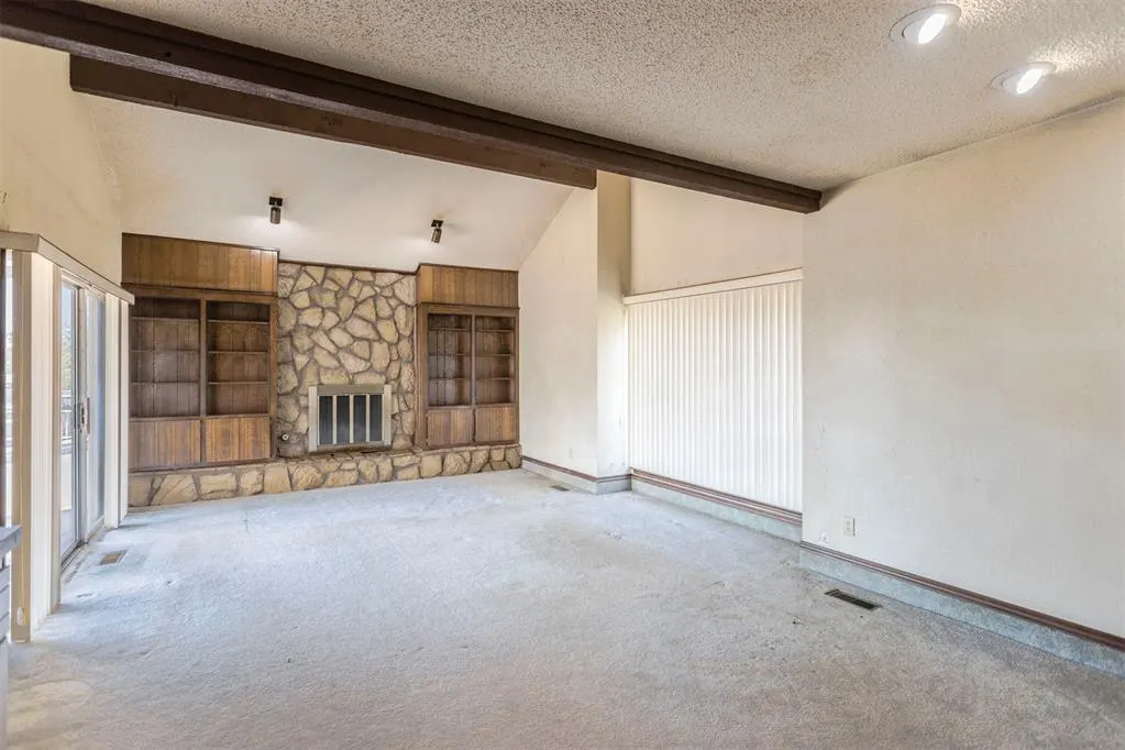 Photo 9 — 2340 Shadowlake Drive, Oklahoma City, OK 73159