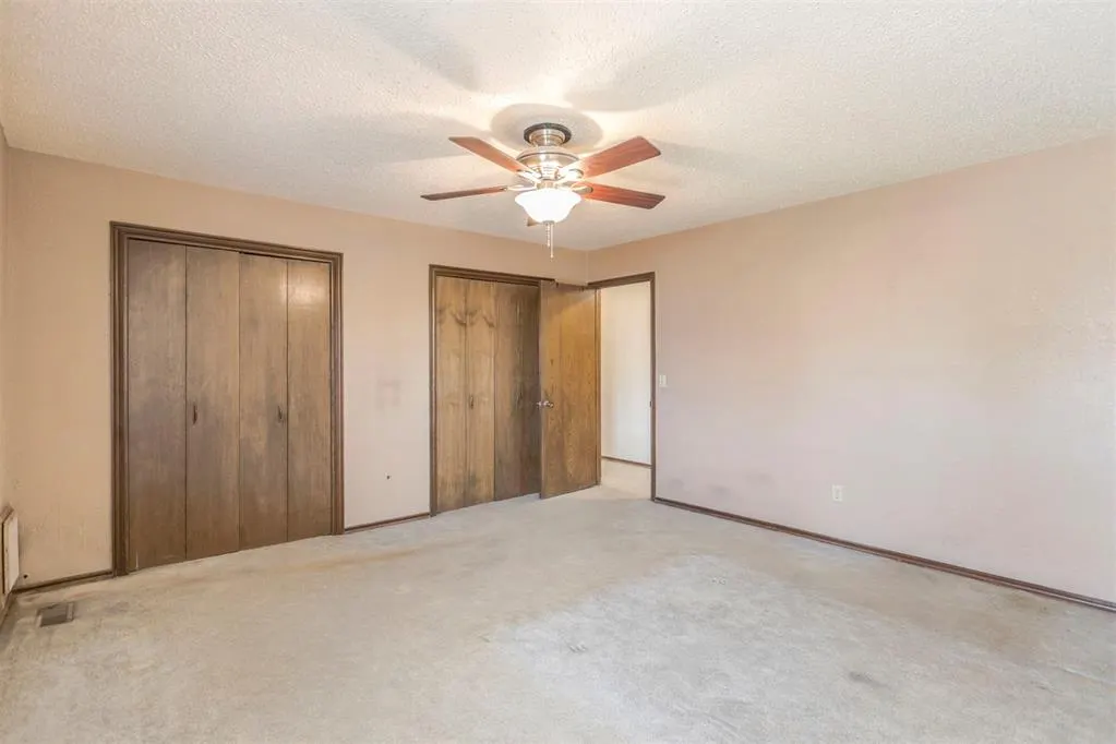 Photo 15 — 2340 Shadowlake Drive, Oklahoma City, OK 73159