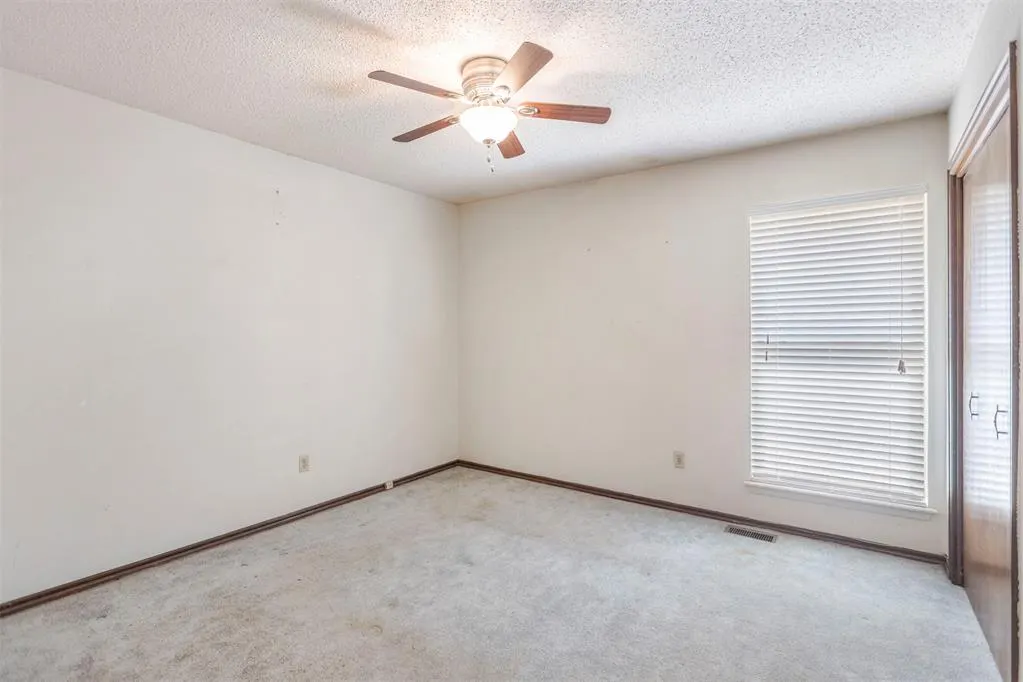 Photo 19 — 2340 Shadowlake Drive, Oklahoma City, OK 73159