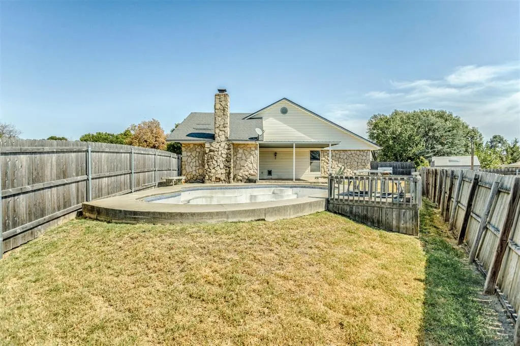 Photo 24 — 2340 Shadowlake Drive, Oklahoma City, OK 73159