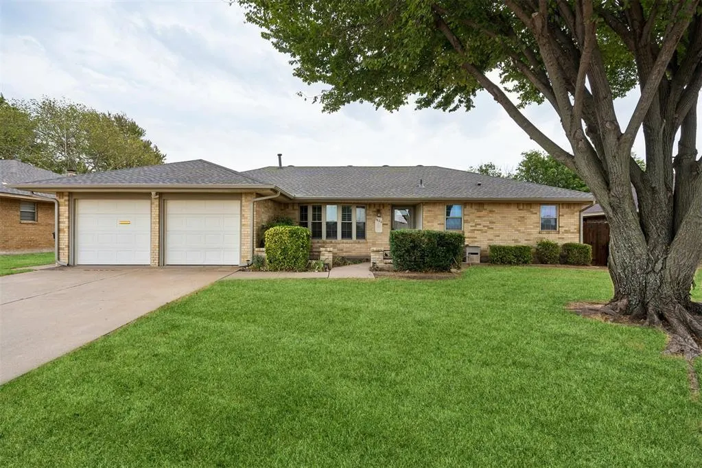 Front exterior — 3620 N Ridgewood Drive, Midwest City, OK 73110