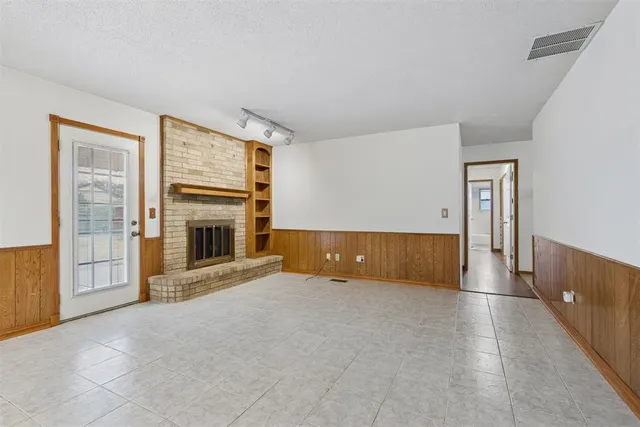 Photo 6 — 3620 N Ridgewood Drive, Midwest City, OK 73110
