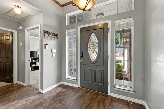 Photo 2 — 309 Winston Drive, Norman, OK 73072