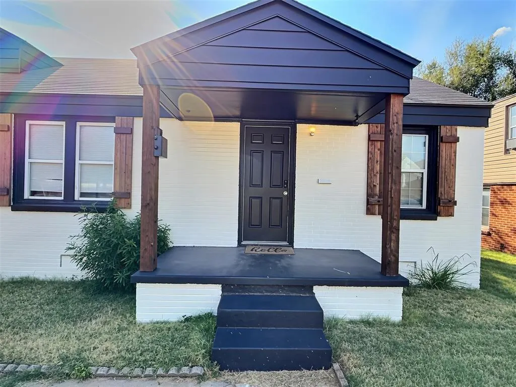 Photo 2 — 1701 Albany Avenue, Oklahoma City, OK 73111