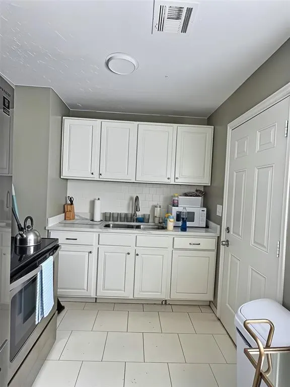 Photo 7 — 1701 Albany Avenue, Oklahoma City, OK 73111