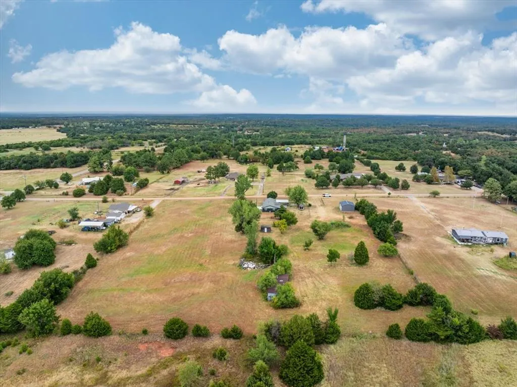 Photo 13 — 329131 E Lincoln Street, Harrah, OK 73045