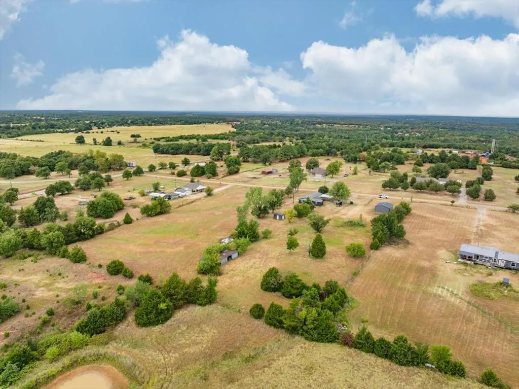 Photo 14 — 329131 E Lincoln Street, Harrah, OK 73045