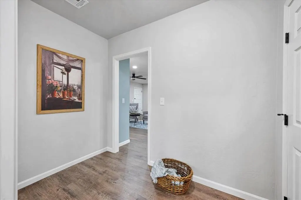 Photo 37 — 329131 E Lincoln Street, Harrah, OK 73045