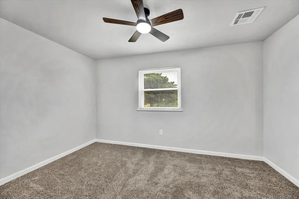 Photo 44 — 329131 E Lincoln Street, Harrah, OK 73045