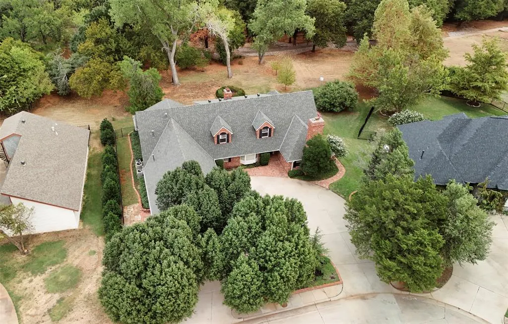 Photo 3 — 6004 Muirfield Drive, Edmond, OK 73025