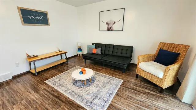 Photo 6 — 720 Briarcrest Drive, Midwest City, OK 73110