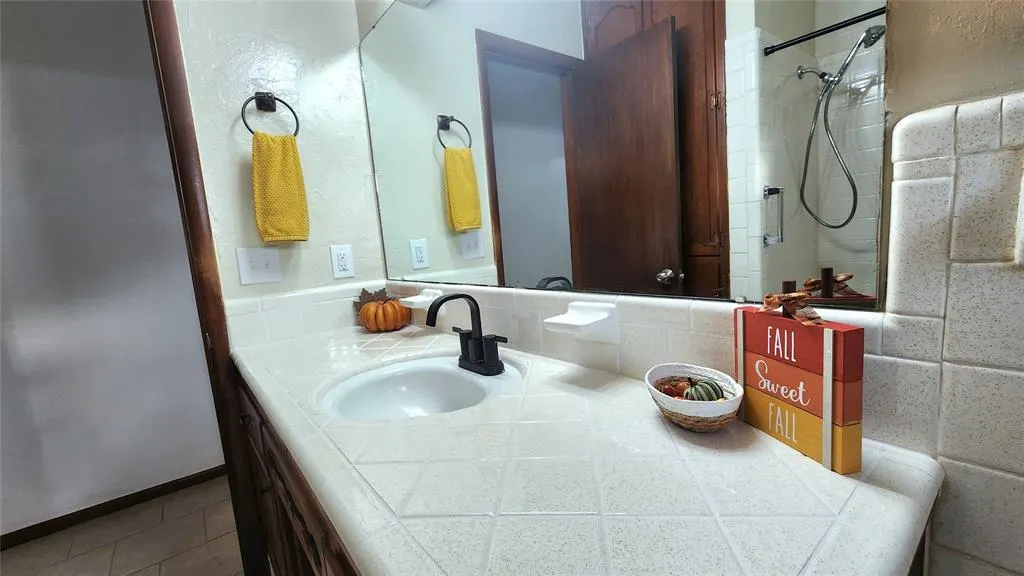 Photo 25 — 720 Briarcrest Drive, Midwest City, OK 73110