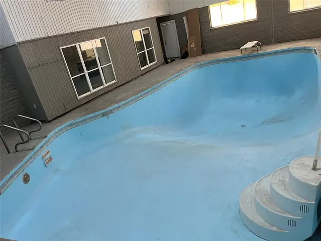 Photo 7 — 205 Whispering Lane, Newcastle, OK 73065