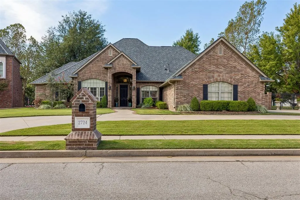 Front exterior — 2724 SW 125th Terrace, Oklahoma City, OK 73170