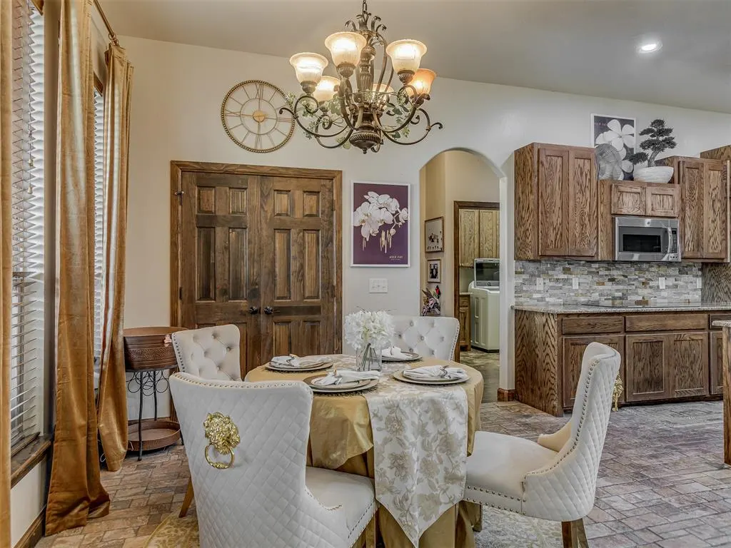 Photo 11 — 13630 S Kelly Avenue, Edmond, OK 73025