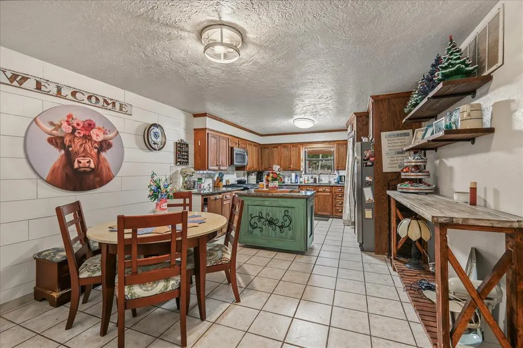 Photo 10 — 234 Westside Drive, Norman, OK 73069