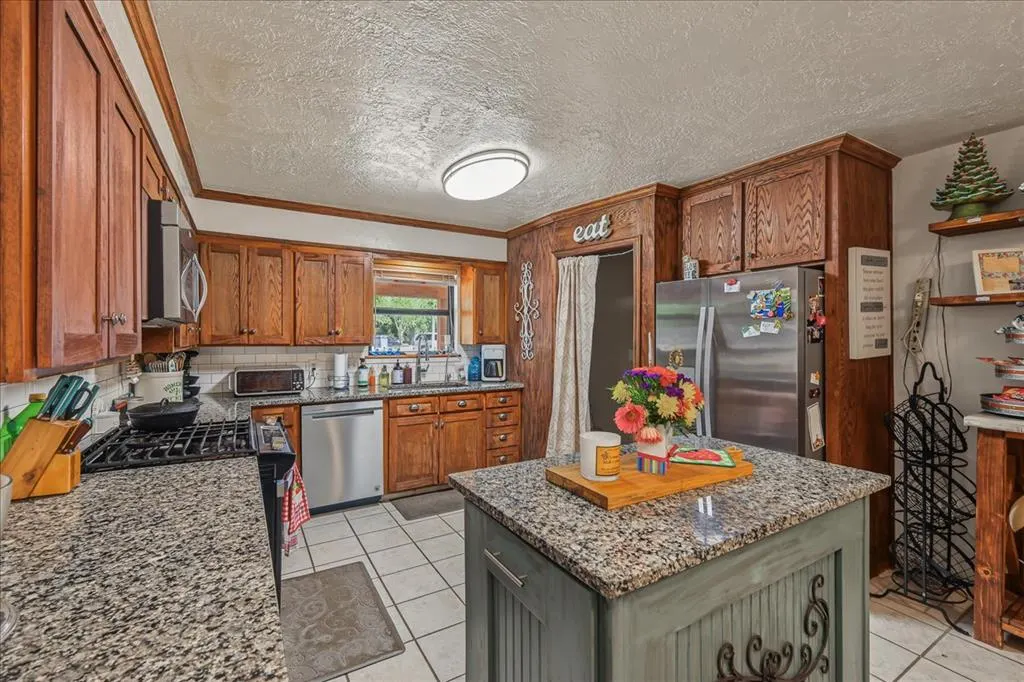 Photo 12 — 234 Westside Drive, Norman, OK 73069