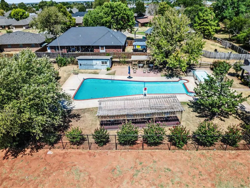 Photo 34 — 8305 NW 115th Street, Oklahoma City, OK 73162