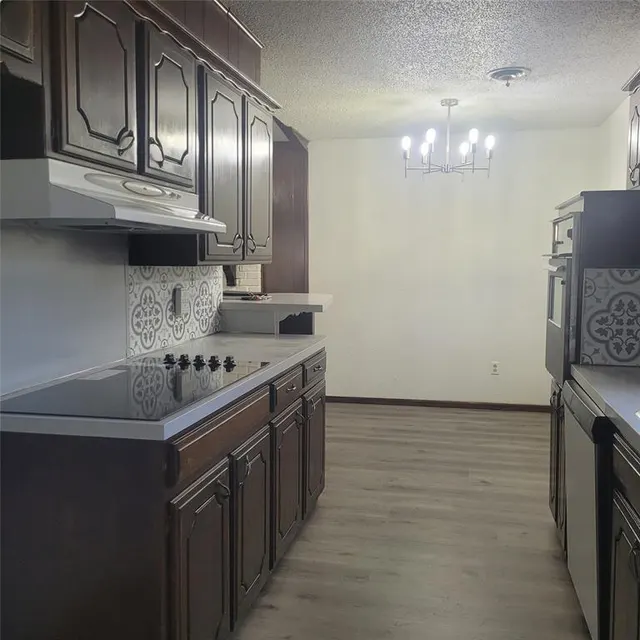 Photo 2 — 224 Allenhurst Avenue, Oklahoma City, OK 73114