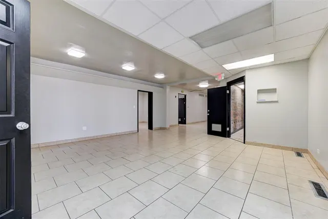 Photo 7 — 324 N 19th Street, Guthrie, OK 73044