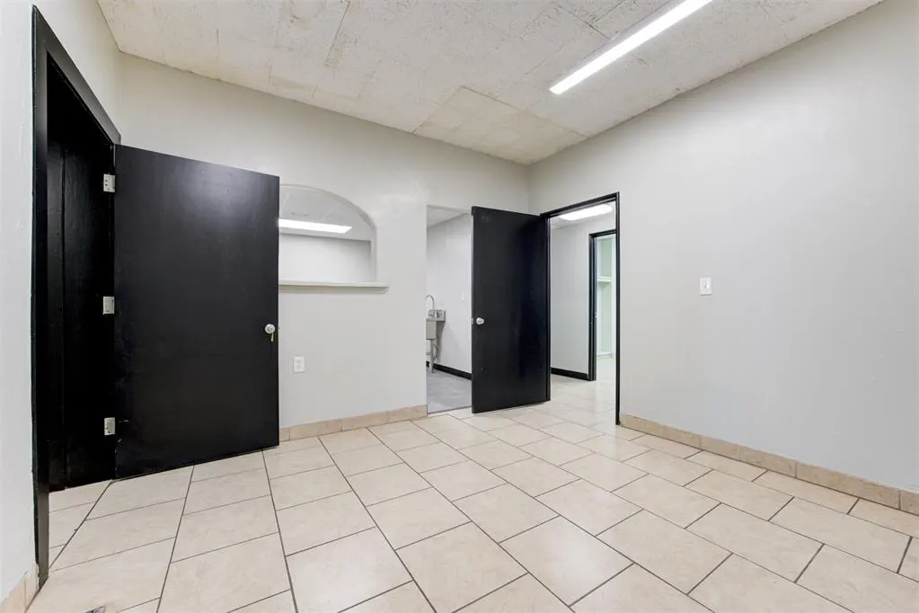 Photo 12 — 324 N 19th Street, Guthrie, OK 73044