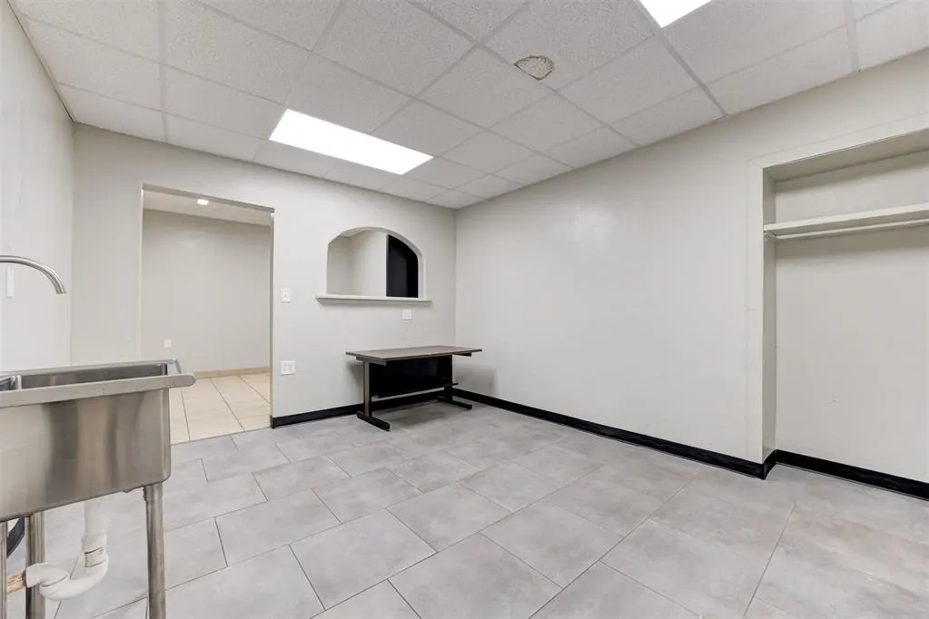 Photo 13 — 324 N 19th Street, Guthrie, OK 73044