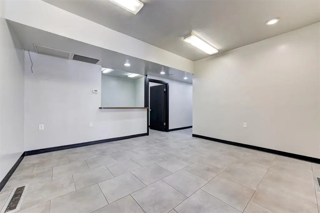 Photo 31 — 324 N 19th Street, Guthrie, OK 73044