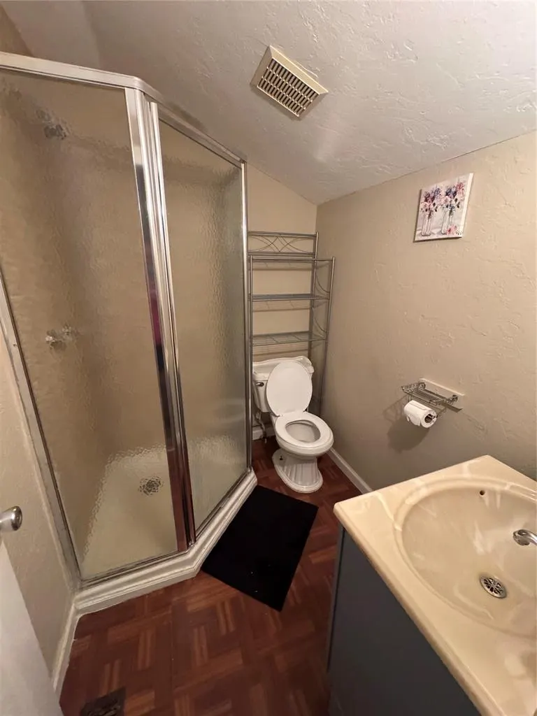 Photo 12 — 2019 NW 17th Street, Oklahoma City, OK 73106
