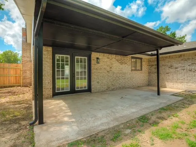 Photo 26 — 1819 Lakehurst Drive, Norman, OK 73071