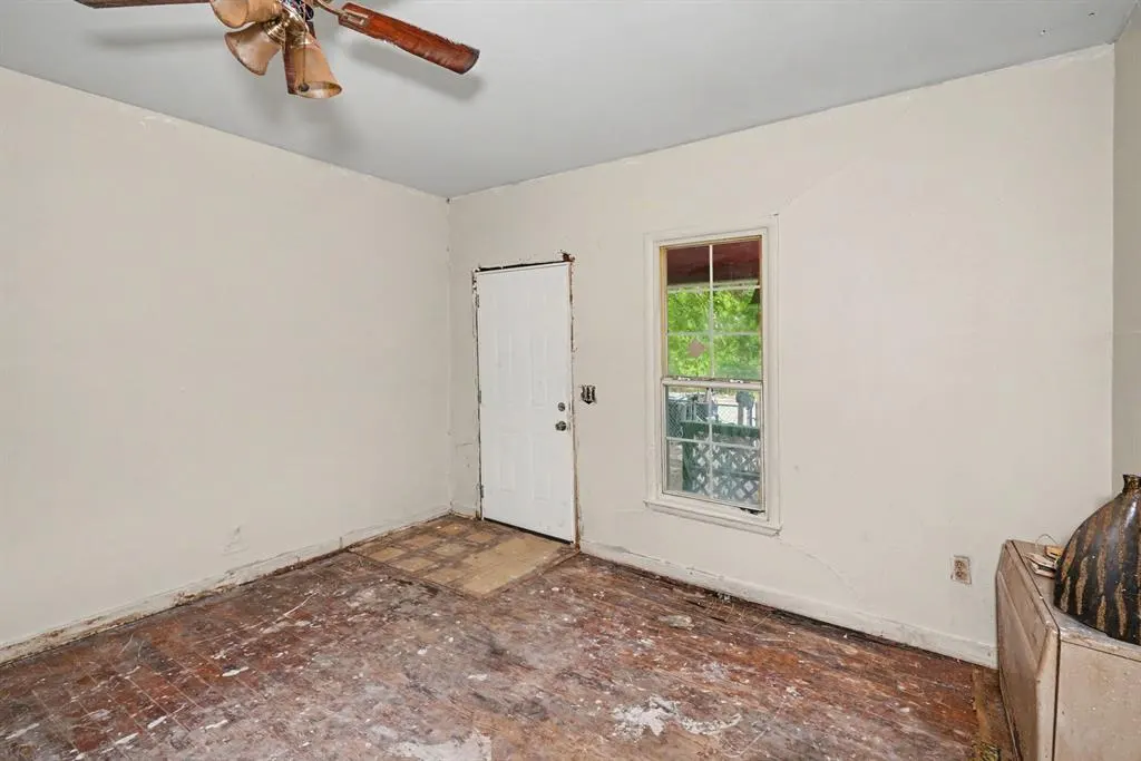 Photo 3 — 22 SE 23rd Street, Oklahoma City, OK 73129