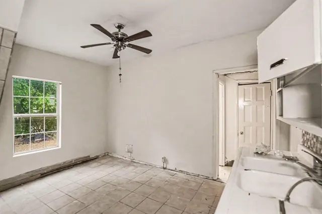 Photo 6 — 22 SE 23rd Street, Oklahoma City, OK 73129