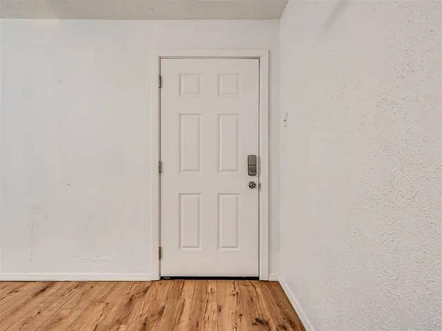 Photo 3 — 407 N Jefferson Avenue, Blanchard, OK 73010