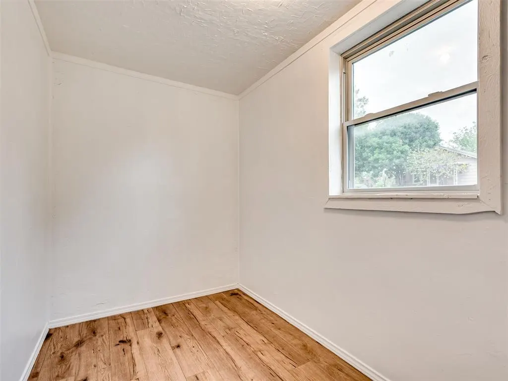 Photo 13 — 407 N Jefferson Avenue, Blanchard, OK 73010