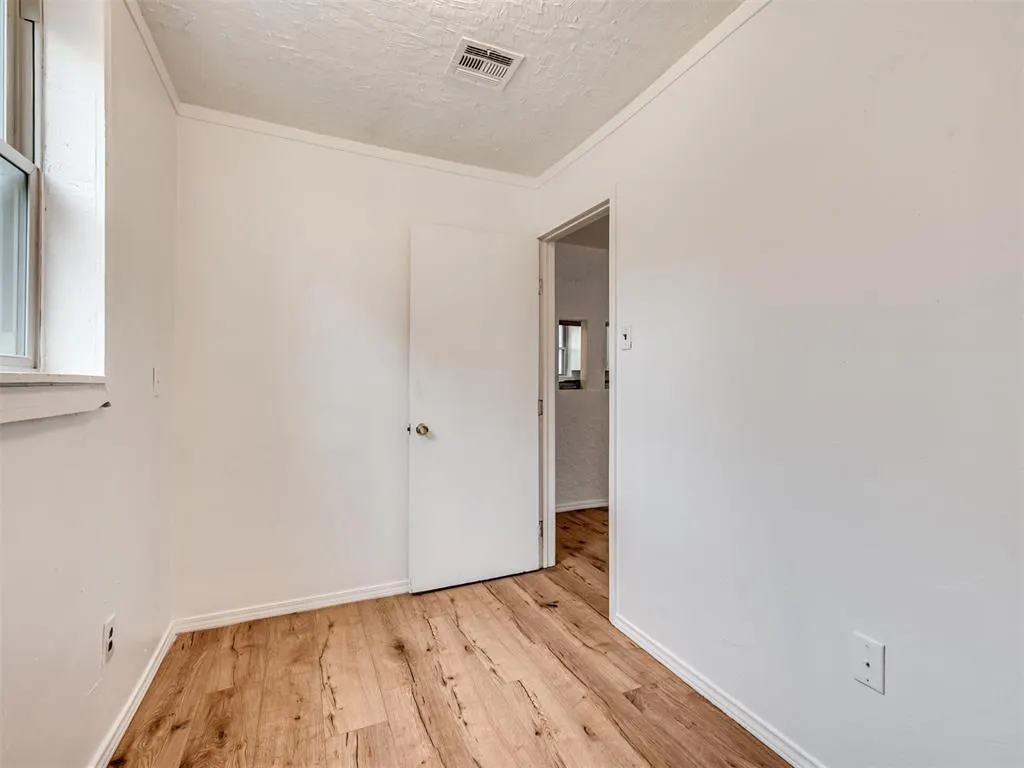 Photo 14 — 407 N Jefferson Avenue, Blanchard, OK 73010
