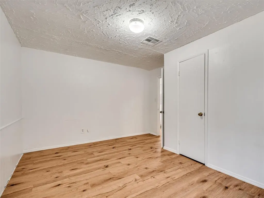 Photo 17 — 407 N Jefferson Avenue, Blanchard, OK 73010