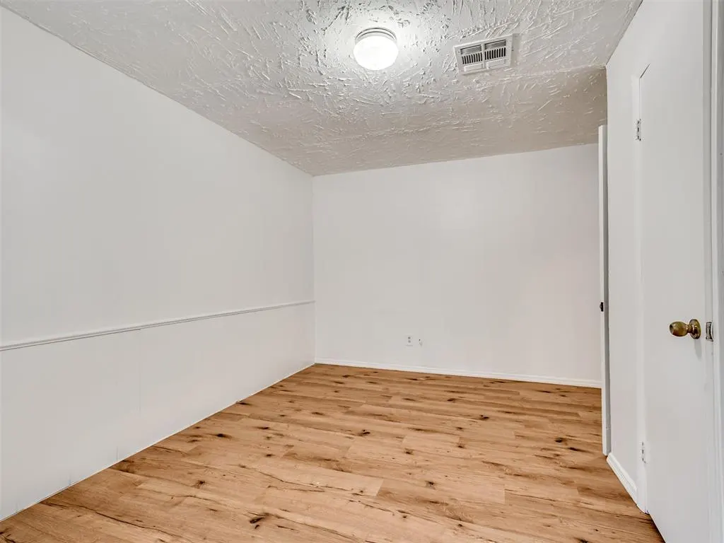 Photo 18 — 407 N Jefferson Avenue, Blanchard, OK 73010