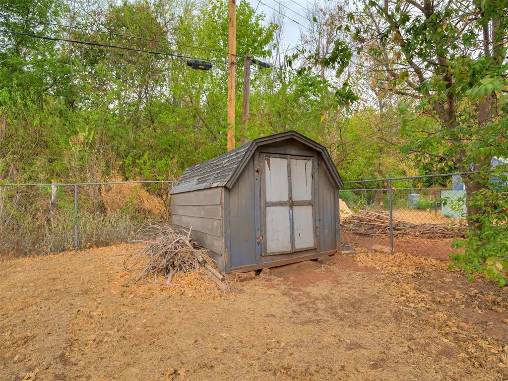 Photo 33 — 407 N Jefferson Avenue, Blanchard, OK 73010