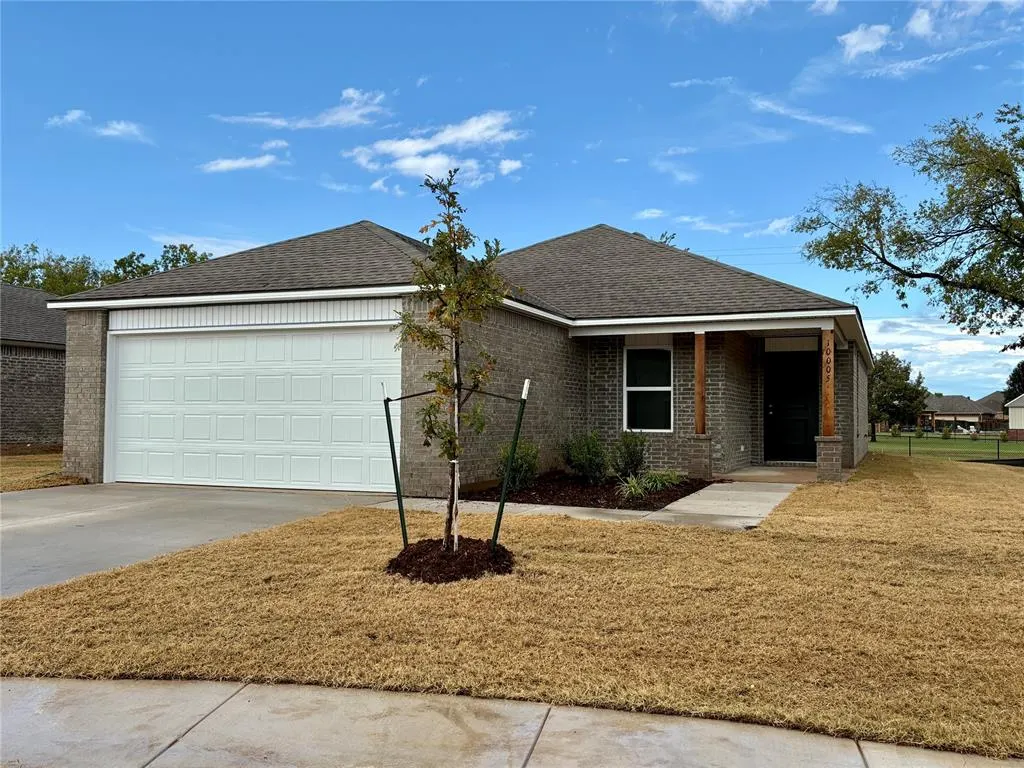 Front exterior — 10005 SW 37th Street, Mustang, OK 73064